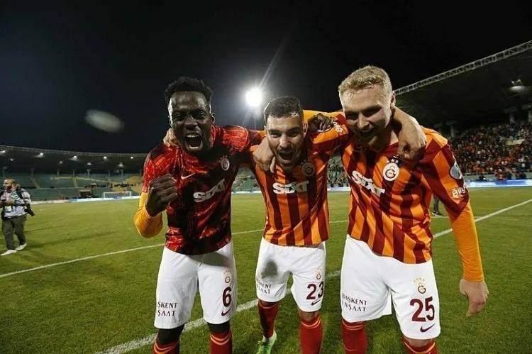 <p><strong><span style="color:#B22222">MERSİN</span>&nbsp; |&nbsp; GALATASARAY</strong></p>

<p>&nbsp;</p>
