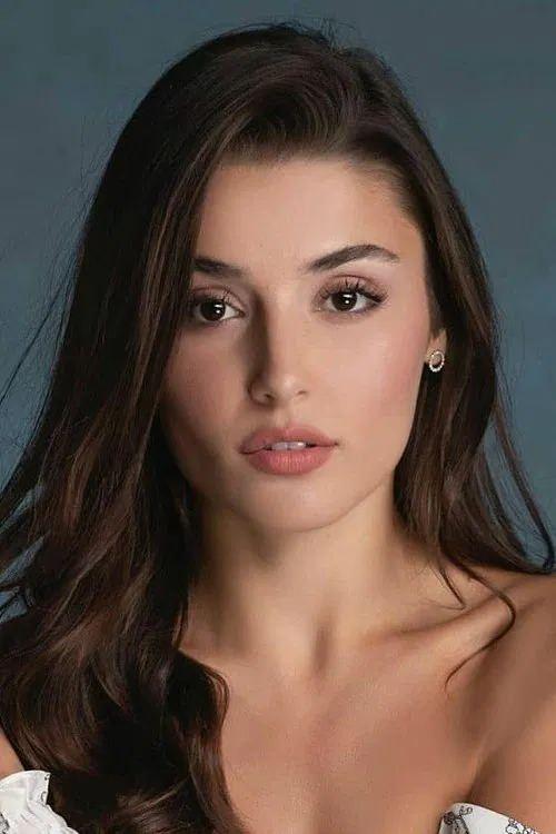<p><span style="color:#B22222"><strong>1- HANDE ER&Ccedil;EL</strong></span></p>

