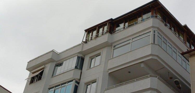 <p>ATV Haber'in ulaştığı ve G&uuml;ll&uuml;'n&uuml;n &ouml;l&uuml;m&uuml;nden birka&ccedil; hafta sonrasına ait olduğu belirtilen ses kayıtlarında, cinayet ş&uuml;phesini g&uuml;&ccedil;lendiren konuşmalar yer aldı.</p>

<p>&nbsp;</p>
