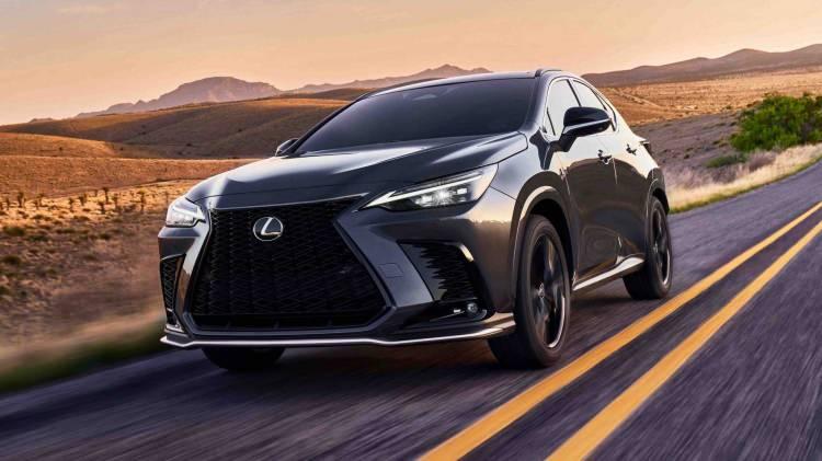 <p><span style="color:#B22222"><strong>8)&nbsp; LEXUS NX</strong></span></p>
