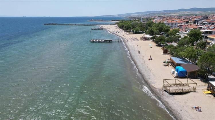 <p>İstanbul'a yakın bir deniz tatili yapmak isteyenler i&ccedil;in Tekirdağ'ın Şark&ouml;y il&ccedil;esi de alternatif oluşturuyor.</p>

<p>Şark&ouml;y sahilinde denize girilebilir, il&ccedil;e merkezinde vakit ge&ccedil;irilebilir. Şark&ouml;y'e bağlı M&uuml;refte de kısa bir &ccedil;evre gezisi i&ccedil;in programa eklenebilir.</p>

<p>Deniz keyfi yapmak isteyenler i&ccedil;in 2 g&uuml;nl&uuml;k tur alternatifi.</p>

