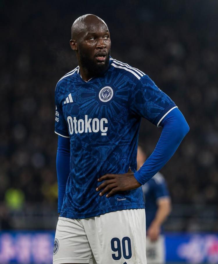<p>Romelu Lukaku<br />
<br />
Fenerbah&ccedil;e<br />
<br />
En y&uuml;ksek piyasa değeri 100 milyon Euro</p>
