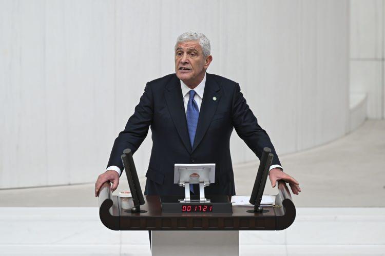 <p><strong><span style="color:rgb(178, 34, 34)">İYİ PARTİ: "BİZ HAYIR DİYECEĞİZ"</span></strong></p>

<p>&nbsp;</p>

