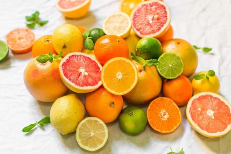 <p><span style="color:#B22222"><strong>NARENCİYE</strong></span></p>

<p>-Mersin, Adana, Hatay, Antalya, Muğla</p>

<p>-B&uuml;y&uuml;k &uuml;retim ve ihracat hacmi</p>
