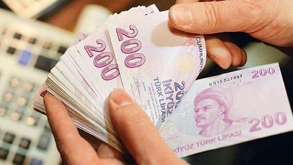 <p>T&uuml;rkiye genelinde m&uuml;kellef başına d&uuml;şen ortalama matrah 428 bin 651 TL olurken, m&uuml;kellef başına tahakkuk eden ortalama gelir vergisi ise 127 bin 187 TL olarak kayıtlara ge&ccedil;ti.</p>

<p>&nbsp;</p>
