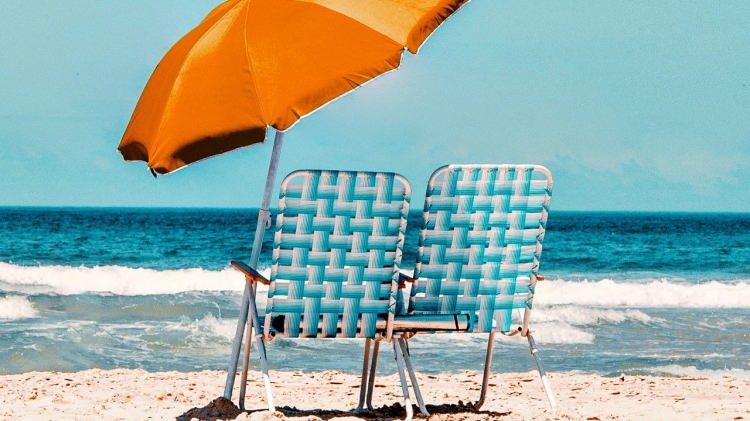 <p>1 Ocak yılbaşı tatili Cuma g&uuml;n&uuml;ne denk geliyor. 2 g&uuml;nl&uuml;k hafta sonu tatilinin eklenmesiyle yıla 3 g&uuml;n tatil ile başlanabiliyor.</p>

<p>&nbsp;</p>
