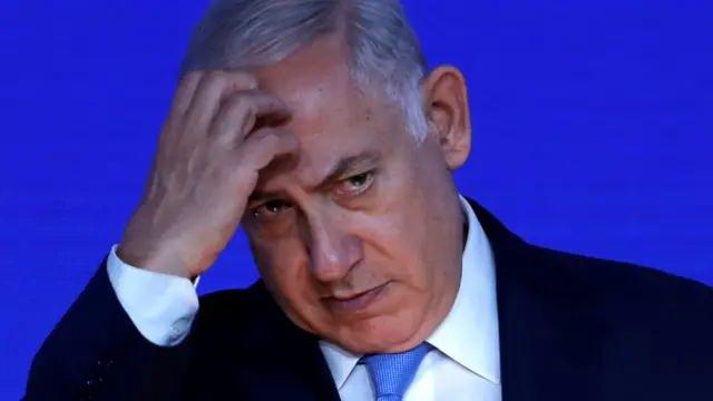 <p>Adalet Bakanlığı,&nbsp;Binyamin&nbsp;Netanyahu ve Yoav Gallant hakkında verilen yakalama kararlarının ardından iki isim i&ccedil;in kırmızı b&uuml;lten &ccedil;ıkarılmasını talep etti.</p>
