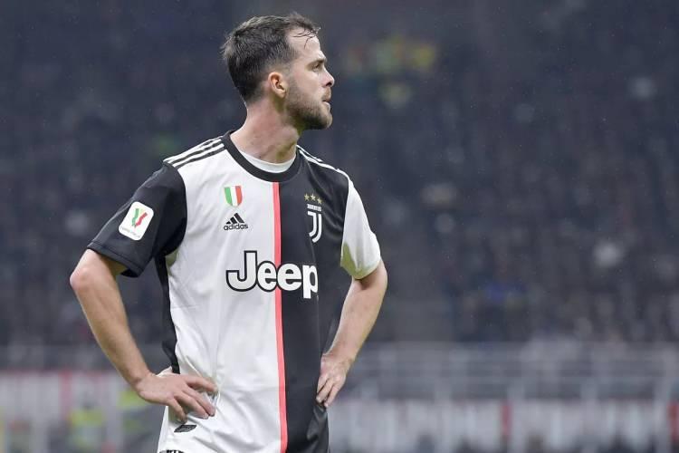 <p>5- Miralem Pjanic | Barcelona | 60 milyon euro | 2020-2021</p>
