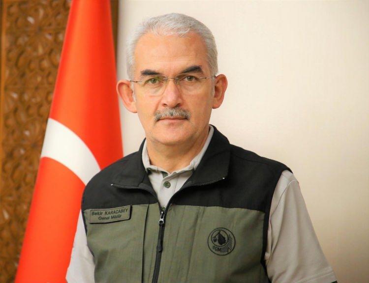 <p>Orman Genel M&uuml;d&uuml;r&uuml; Bekir Karacabey,&nbsp;<strong>"2026 yılı &ccedil;alışma programı kapsamında 3,3 milyar liralık b&uuml;t&ccedil;eyle 11 bin 325 orman k&ouml;yl&uuml;s&uuml; hanesi ve Tarımsal Kalkınma Kooperatifinin desteklenmesi planlanıyor."&nbsp;</strong>dedi.</p>

<p>​</p>
