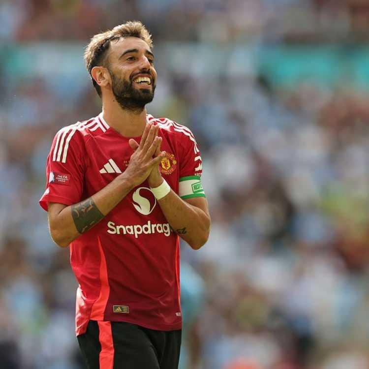 <p>Sarı-kırmızılıların yıldız futbolcuyu ikna etmek i&ccedil;in ise Osimhen'de olduğu gibi sponsor destekleri ile&nbsp;<strong>yıllık 21 milyon Euro maaş</strong> seviyesine &ccedil;ıkabileceği belirtiliyor.</p>
