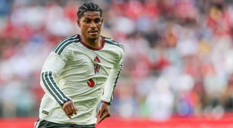 <p>Menajer Gardi, Marcus Rashford'ı Galatasaraylı yapmak i&ccedil;in d&uuml;ğmeye bastı.<br />
<br />
Manchester United ile de g&ouml;r&uuml;şen İtalyan menajer, sarı-kırmızılı y&ouml;netime şartların oluşması halinde transferin ger&ccedil;ekleşeceğini ifade etti.<br />
<br />
(S&ouml;zc&uuml;)</p>
