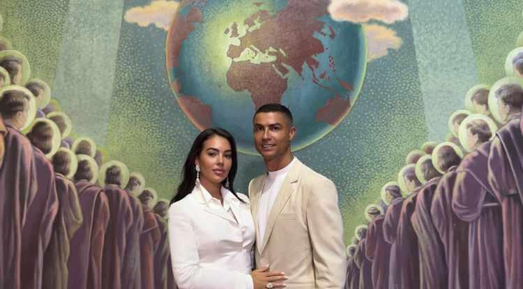 Cristiano Ronaldo ve Georgina Rodriguez&rsquo;in nikahından kareler! Sade t&ouml;ren dikkat &ccedil;ekti