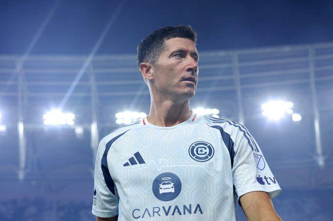 <p>13- ROBERT LEWANDOWSKI (Chicago Fire)</p>
