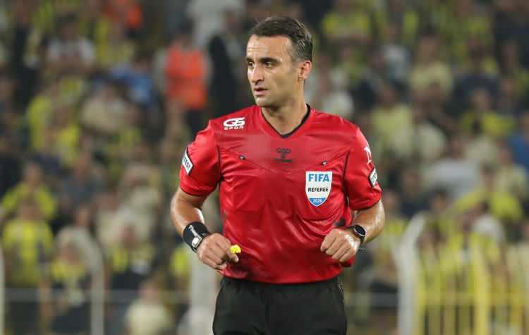 <p>Yayıncı kuruluş beIN Sports'ta yayınlanan Trio programında Fenerbah&ccedil;e - Konyaspor ma&ccedil;ındaki tartışmalı pozisyonlar i&ccedil;in şunlar kaydedildi:</p>
