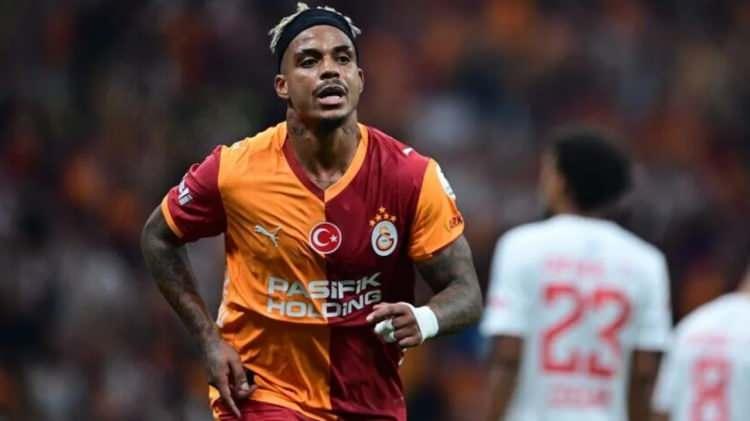 <p>Galatasaray'da Gabonlu yıldız Mario Lemina ile yollar ayrılıyor.</p>
