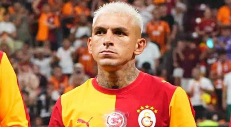 <p>İtalyan ekibinin Torreira'yı kadrosuna katmak i&ccedil;in &ouml;nemli bir aşama kaydettiği belirtilirken, g&ouml;zler şimdi Galatasaray ile Fiorentina arasında yapılacak g&ouml;r&uuml;şmelere &ccedil;evrildi.</p>
