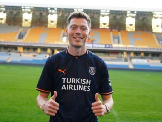 <p>Orta saha: Andreas Skov Olsen | Başakşehir</p>

