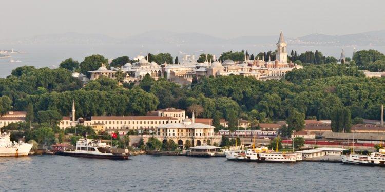 <p><strong>TOPKAPI</strong></p>
