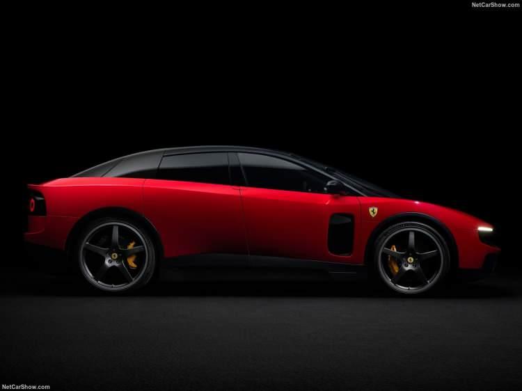 <p>Ferrari'nin ilk elektrikli otomobili, bir hayır ama&ccedil;lı satışta 40 milyon dolara (29,5 milyon sterlin) alıcı bularak, a&ccedil;ık artırmada satılan yeni bir ara&ccedil; i&ccedil;in rekor kırdı.</p>
