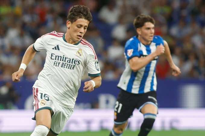 <p>RCDE Stadyumu'nda oynanan ma&ccedil;tan 2-1 galip ayrılan misafir takımda, Arda karşılaşmaya ilk 11'de başladı.</p>
