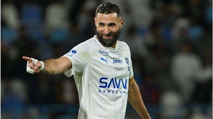 <p><strong>BENZEMA'YA SALAH TARİFESİ</strong></p>
