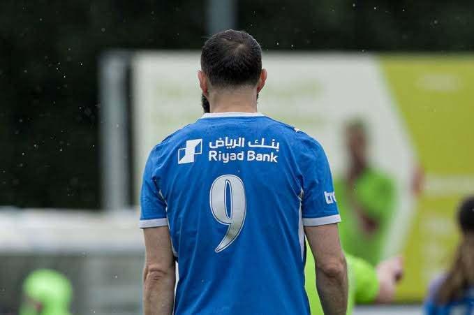 <p>38 yaşındaki yıldız golc&uuml; bu sezon ise şimdiye kadar 2 ma&ccedil;ta oynadı ve 1 gol kaydetti.</p>
