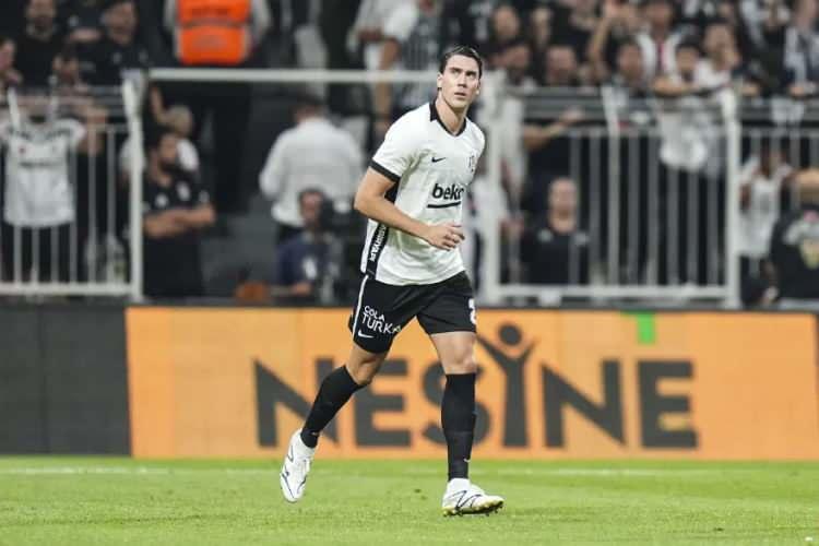 <p>Beşiktaş'ın Zalgiris'i eleyerek Avrupa Ligi'nde lig aşamasına kalma ihtimali <strong>y&uuml;zde 99</strong> olarak hesaplandı.</p>
