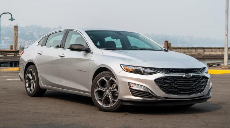 <p><strong><span style="color:rgb(178, 34, 34)">CHEVROLET MALIBU&nbsp;</span>&nbsp;|&nbsp; 10 MİLYON</strong></p>

<p>&nbsp;</p>

<p>1964 | ABD</p>
