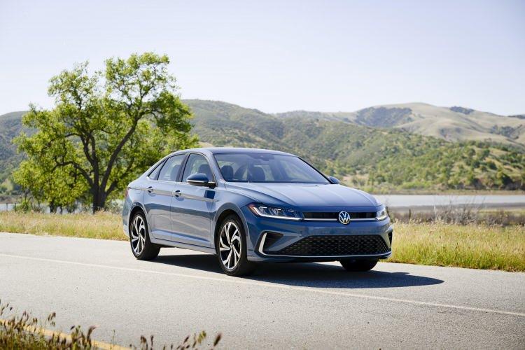 <p><strong><span style="color:rgb(178, 34, 34)">VOLKSWAGEN JETTA</span>&nbsp; |&nbsp; 14 MİLYON</strong></p>

<p>&nbsp;</p>

<p>1979 | Almanya</p>
