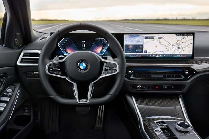 <p><strong><span style="color:rgb(178, 34, 34)">BMW 3 SERİSİ</span>&nbsp; |&nbsp; 16 MİLYON</strong></p>

<p>&nbsp;</p>

<p>1975 | Almanya</p>
