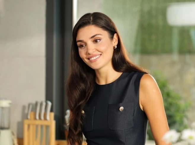 <p>Hande Erçel - 32,2 Mn takipçi&nbsp;</p>
