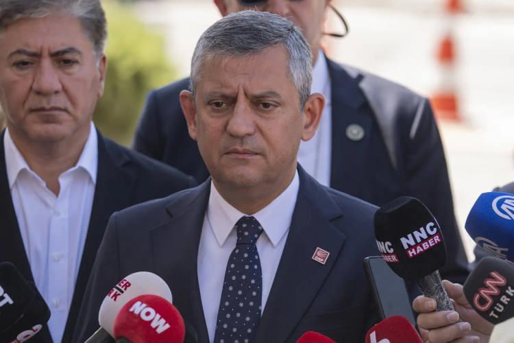 <p>Denizli-Bozkurt Belediye Başkanı Birsen &Ccedil;elik</p>

<p>Denizli-Buldan Belediye Başkanı Mehmet Ali Orpak</p>

<p>Denizli-&Ccedil;al Belediye Başkanı Ahmet Hakan</p>

<p>Denizli-&Ccedil;ardak Belediye Başkanı Ali Altıner</p>

<p>Denizli-&Ccedil;ivril Belediye Başkanı Semih Dere</p>

<p>Denizli-G&uuml;ney Belediye Başkanı Mehmet Ali Eraydın</p>

<p>Denizli-Kale Belediye Başkanı Erkan Hayla</p>

<p>Denizli-Pamukkale Belediye Başkanı Ali Rıza Ertem&uuml;r</p>

<p>Denizli-Sarayk&ouml;y Belediye Başkanı Mehmet Salih Konya</p>

<p>Denizli-Serinhisar Belediye Başkanı Osman Kılı&ccedil;</p>

<p>Denizli-Tavas Belediye Başkanı Kadir Tatık</p>

