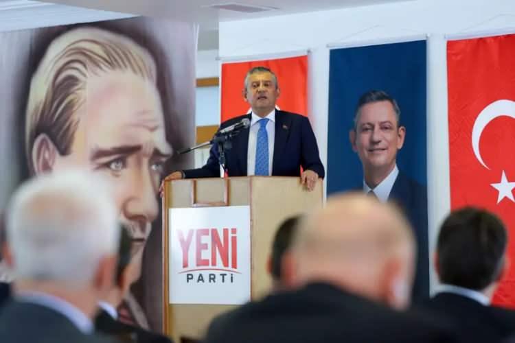<p>Kırklareli-Vize Belediye Başkanı Ercan &Ouml;zalp</p>

<p>Kırşehir Belediye Başkanı Selahattin Ekicioğlu</p>

<p>Kırşehir-Akpınar Belediye Başkanı Ş&uuml;kr&uuml; Turgut</p>

<p>Kocaeli-Derince Belediye Başkanı Sertif G&ouml;k&ccedil;e</p>

<p>Kocaeli-Karam&uuml;rsel Belediye Başkanı Ahmet &Ccedil;alık</p>

<p>Kocaeli-İzmit Belediye Başkanı L&uuml;tf&uuml; Obuz</p>

<p>K&uuml;tahya Belediye Başkanı Ey&uuml;p Kahveci</p>

<p>K&uuml;tahya-Domani&ccedil; Belediye Başkanı Engin Uysal</p>

<p>K&uuml;tahya-Dumlupınar Belediye Başkanı Zekeriya Yılmaz</p>

<p>K&uuml;tahya-Şaphane Belediye Başkanı L&uuml;tfi Mutlu</p>

<p>Malatya-Arapgir Belediye Başkanı Haluk C&ouml;mertoğlu</p>

<p>Malatya-Arguvan Belediye Başkanı Ersoy Eren</p>

<p>Malatya-Hekimhan Belediye Başkanı Mehmet Şerif Yıldırım</p>

<p>Malatya-Doğanşehir Belediye Başkanı Memet Bayram</p>
