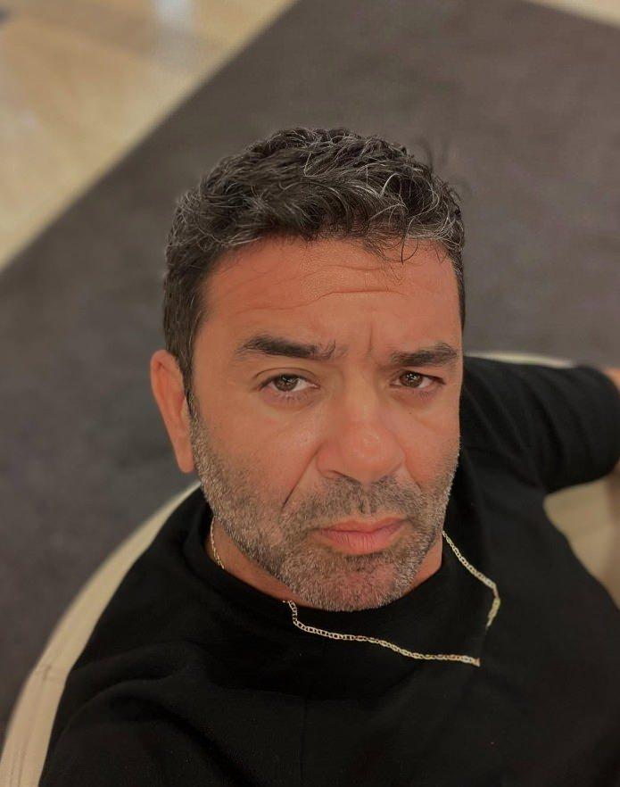 <div>Şakrak, sosyal medya hesabından yaptığı paylaşımda, <strong>"Allah korur kollar beni... Ancak bu kadar iyi ki doğduğum bir sene olabilir. Yolum g&uuml;zel, sıhhatim iyi, sırtım sağlam. 50'ye bir var. Ekmek sıcak, Allah b&uuml;y&uuml;k, ben iyi. Eyvallah herkese"</strong> ifadelerini kullandı.&nbsp;</div>
