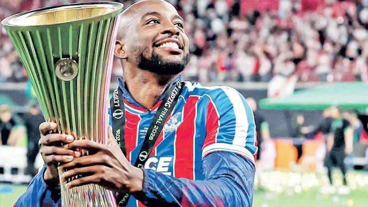 <p>Jean-Philippe Mateta'nın Crystal Palace ile devam eden s&ouml;zleşmesinin son yılı konusunda uzun s&uuml;redir anlaşmazlık yaşadığı biliniyor.</p>
