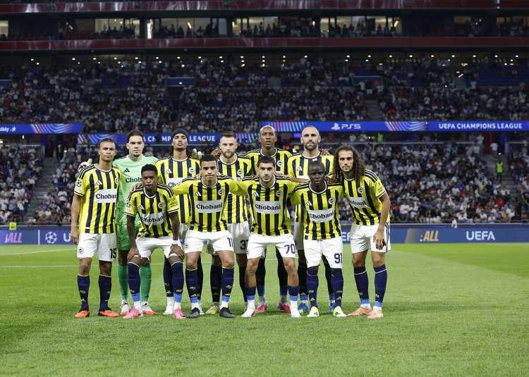 <p>Haberde, Fransız ekibinin Şampiyonlar Ligi gelirlerinden mahrum kalmasının kul&uuml;p a&ccedil;ısından &ouml;nemli bir ekonomik kayıp anlamına geldiği de vurgulandı.</p>

<p>&nbsp;</p>
