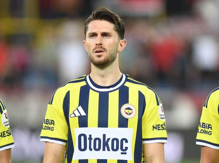 <p>ORTA SAHA: İSMAİL Y&Uuml;KSEK</p>
