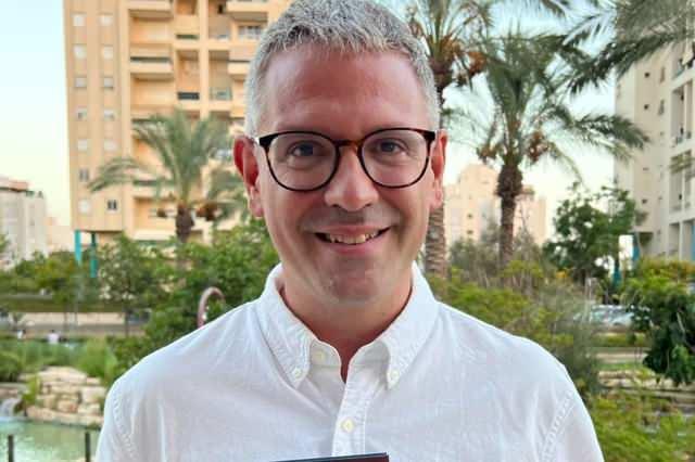 <p><strong><span style="color:rgb(178, 34, 34)">"T&Uuml;RKLER SURİYE'YE GERİ D&Ouml;ND&Uuml;"</span></strong></p>

<p>Dr. Eitan Hai Cohen, T&uuml;rkiye'nin Suriye'deki konumuna ilişkin konuştu. Cohen, <strong>"T&uuml;rkler Suriye'ye geri d&ouml;nd&uuml;. ABD m&uuml;dahale etmezse b&ouml;lgede ilerlemeye devam edecekler" </strong>ifadelerini kullandı.</p>
