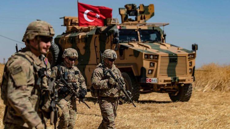 <p><em><strong>"T&uuml;rkiye'nin savaş tarzı &ouml;yle d&ouml;k&uuml;nt&uuml; bir Arap &uuml;lkesinin tarzı değildir; bizzat NATO'nun harp doktrinidir. &Ccedil;ok y&uuml;ksek bir standarttan bahsediyoruz ve bunu derinlemesine d&uuml;ş&uuml;nmek zorundayız."</strong></em></p>
