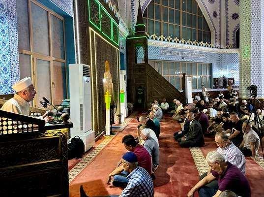 <p><strong>KIRŞEHİR</strong></p>

<p>Kırşehir'de Mevlit Kandili dolayısıyla program d&uuml;zenlendi. Hoca Ahmet Yesevi Camisi'nde program ger&ccedil;ekleştirildi.</p>

<p>&nbsp;</p>
