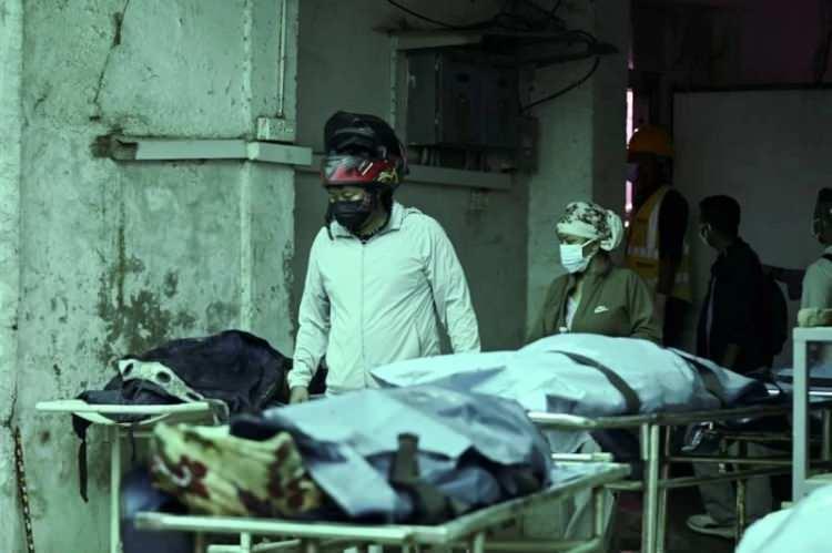 <p>Son olarak Nepal ile &Ccedil;in&rsquo;in Tibet &Ouml;zerk B&ouml;lgesi'ne meydana gelen sel ve heyelan felaketinde, &ouml;l&uuml; sayısı 469'a y&uuml;kseldi.</p>
