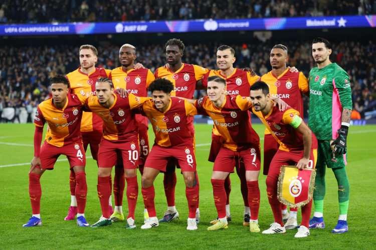 <p>Sarı-kırmızılı takım en yakın takip&ccedil;isi Fenerbah&ccedil;e ile de arasındaki farkı epey a&ccedil;tı.</p>
