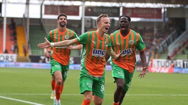 <p>10- Alanyaspor | 38 milyon euro (G&uuml;ncel takım değeri)</p>
