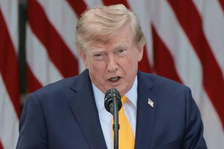 <p><span style="color:#B22222"><strong>ABD 45. VE 47. D&Ouml;NEM BAŞKANI&nbsp;</strong></span></p>

<p><strong>DONALD TRUMP&nbsp;</strong></p>

