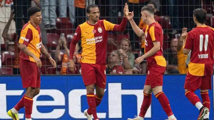 <p><strong>GALATASARAY İ&Ccedil;İN FLAŞ TAHMİN</strong></p>
