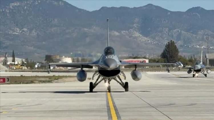 <p>Yerapetritis, gerek g&ouml;r&uuml;lmesi halinde F-16'ların ve fırkateynlerin sahada g&ouml;rev alabileceğini de s&ouml;yledi.</p>
