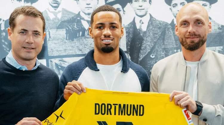 <p>Ethan Nwaneri ➡ Borussia Dortmund</p>

