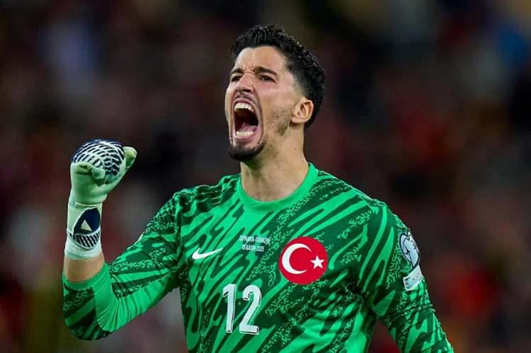 <p>Altay Bayındır ➡ Celta Vigo (Kiralık)</p>
