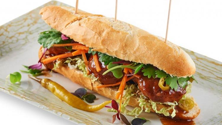 <p><span style="color:#B22222"><strong>99. BOCADILLO DE ALB&Oacute;NDIGAS</strong></span></p>

<p>&Uuml;lke: İspanya</p>

<p>Puan: 3.8</p>
