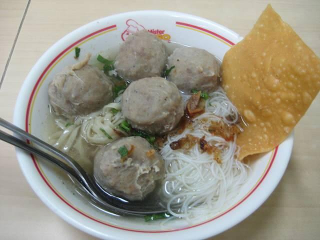 <p><span style="color:#B22222"><strong>48. BAKSO</strong></span></p>

<p>&Uuml;lke: Endonezya<br />
Puan: 4.0</p>
